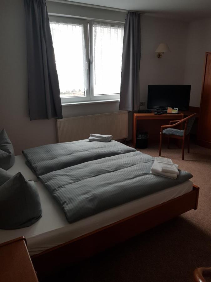 Hotel Zur Altstadt Calbe Zewnętrze zdjęcie