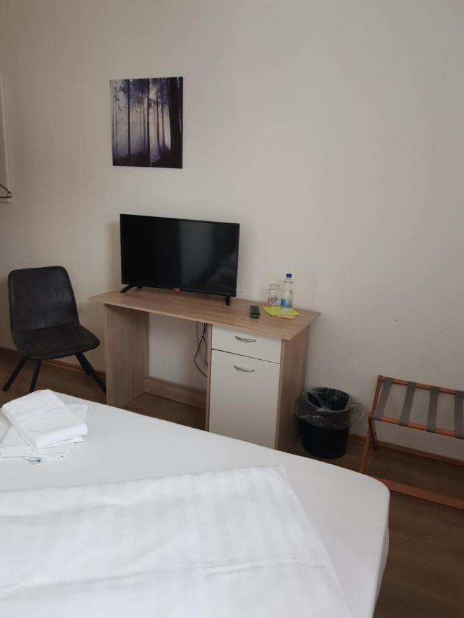 Hotel Zur Altstadt Calbe Zewnętrze zdjęcie