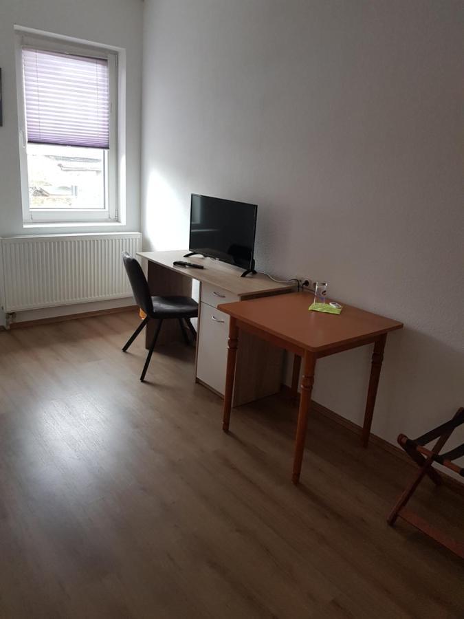 Hotel Zur Altstadt Calbe Zewnętrze zdjęcie