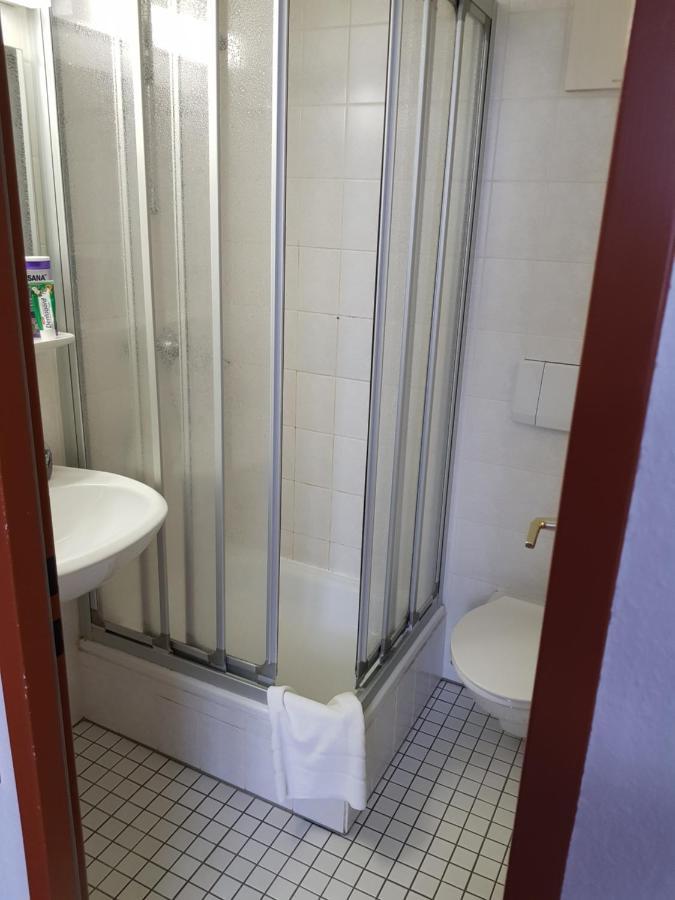 Hotel Zur Altstadt Calbe Zewnętrze zdjęcie